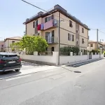 Apartamento 3 *